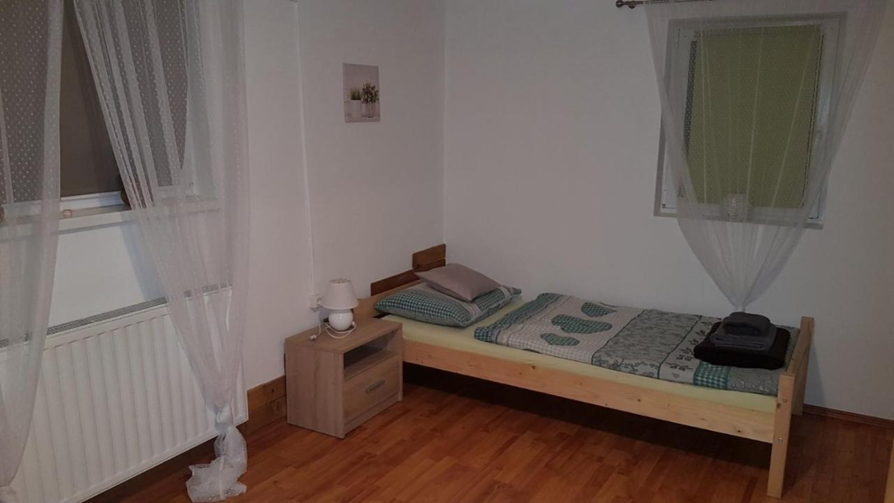 Apartman Barbara Apartment ดารูวาร์ ภายนอก รูปภาพ